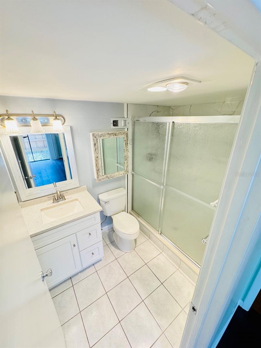 Image 12 of 19 For 248 Crown Oaks Way