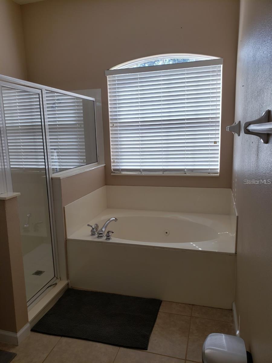 Image 13 of 20 For 833 Mt Pleasant Drive