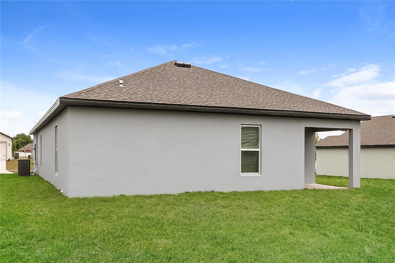 Listing photo id 14 for 1361 Brenway Drive