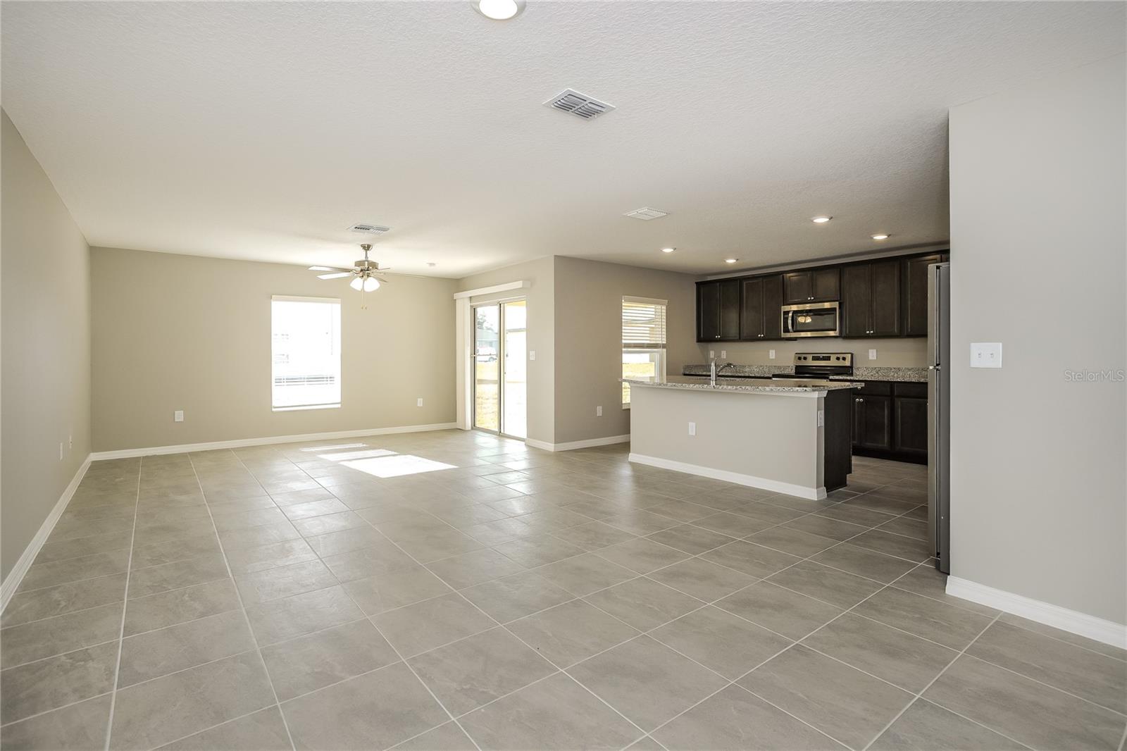 Listing photo id 1 for 1361 Brenway Drive