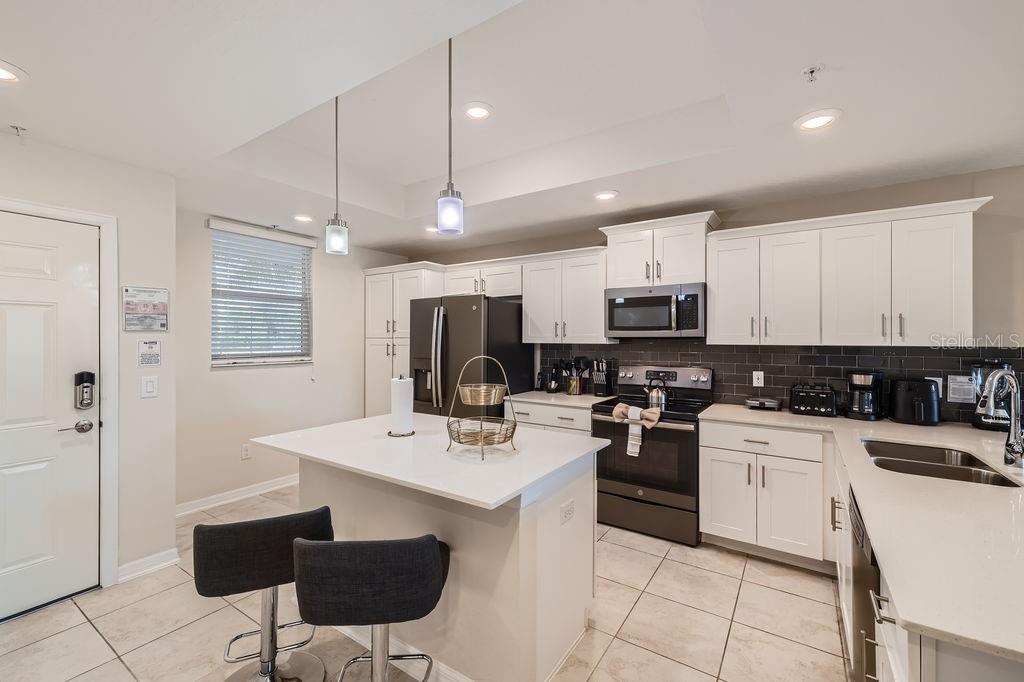 Image 6 of 17 For 4731 Clock Tower Drive 104