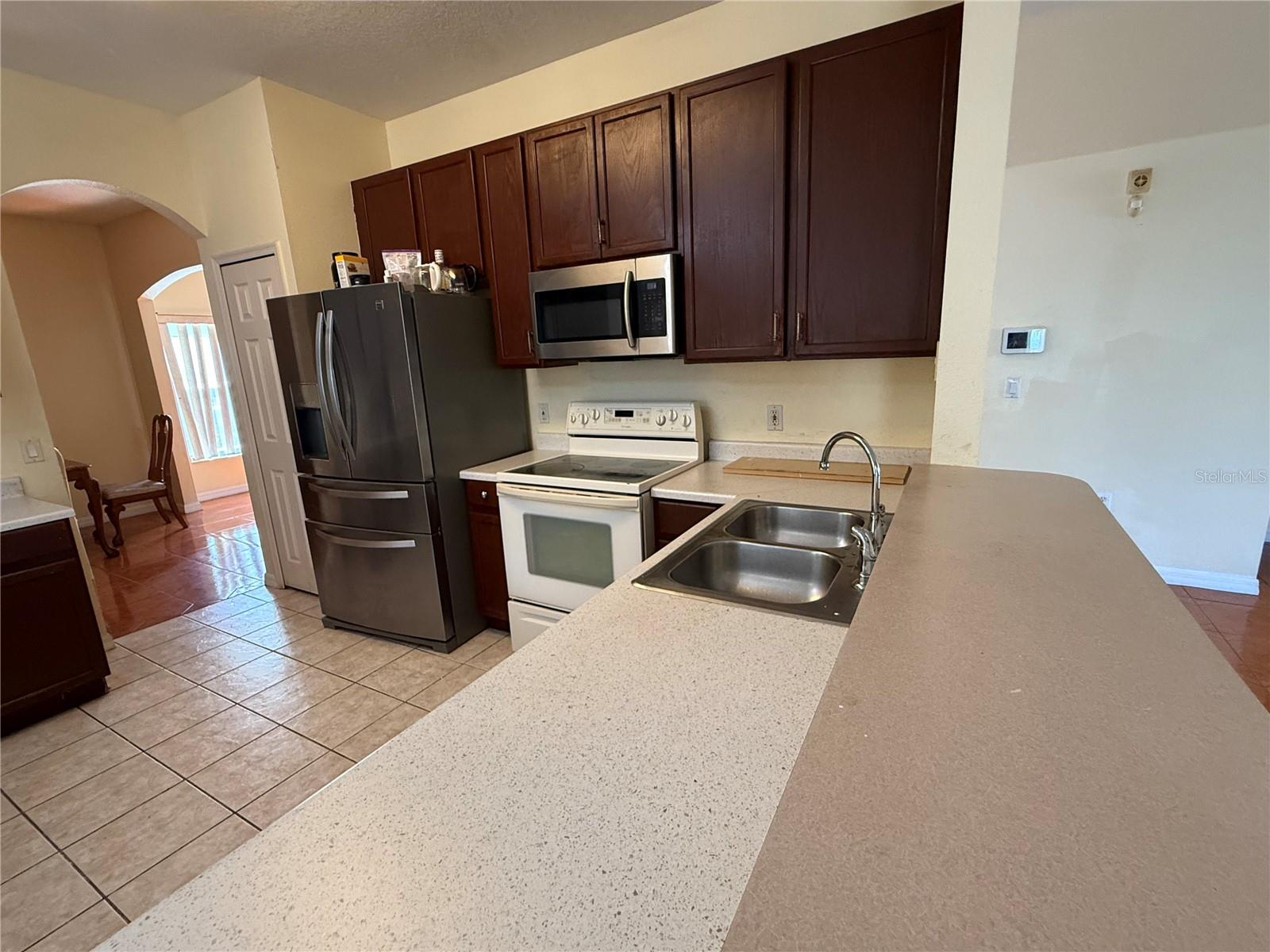 Image 13 of 37 For 2530 Baykal Drive