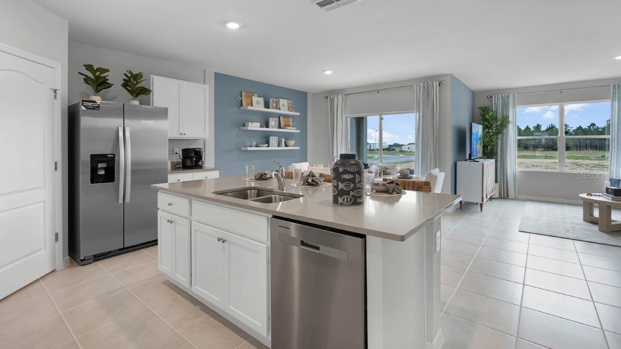 Image 14 of 39 For 408 Taylor Groves Drive