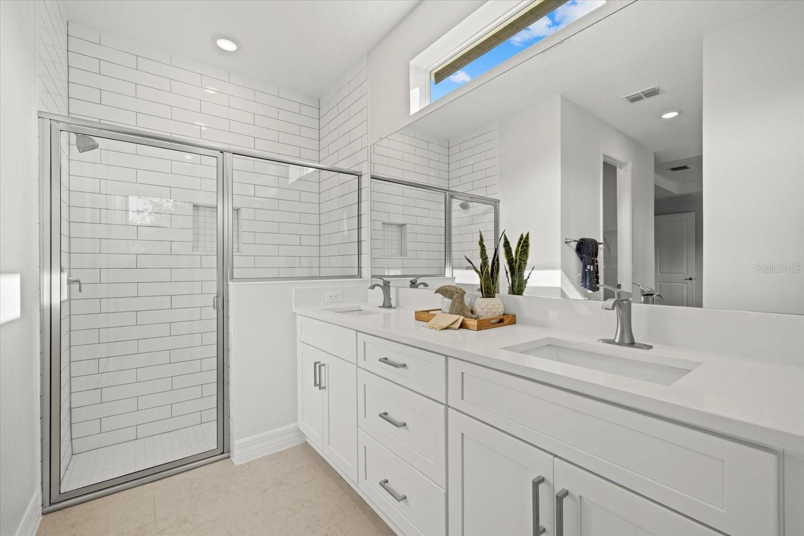 Image 16 of 35 For 5163 Arley Court
