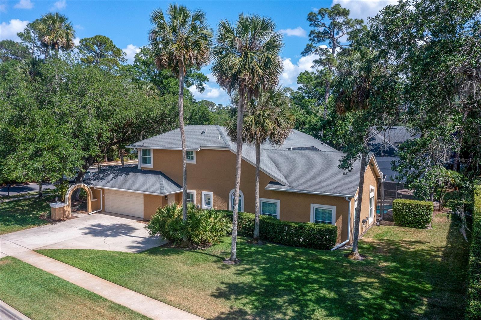 Image 3 of 51 For 4819 Shoreline Circle