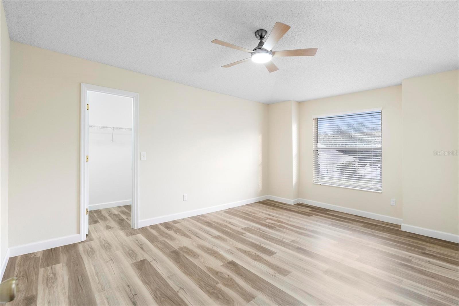 Image 26 of 44 For 12543 Waterhaven Circle