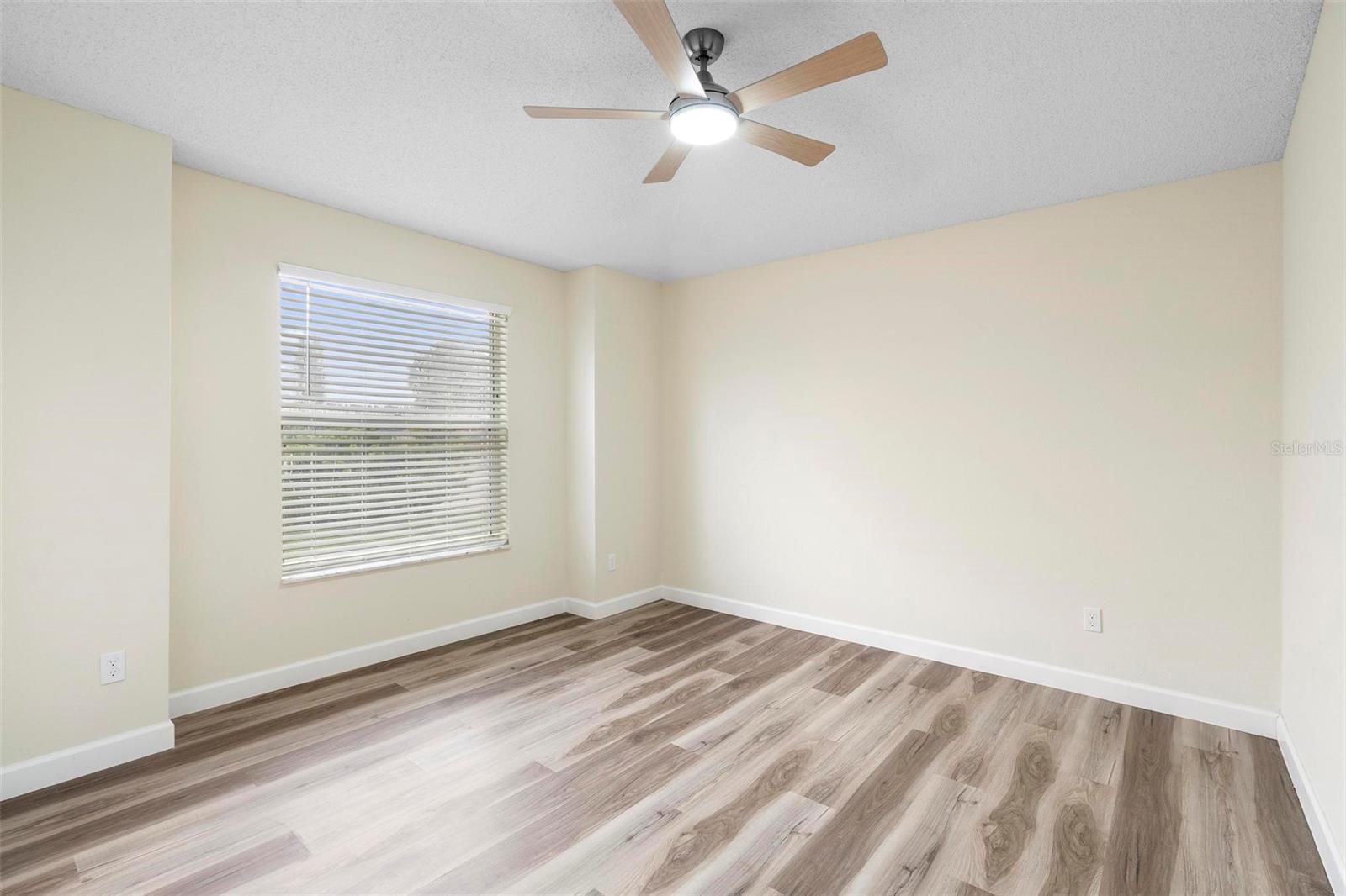 Image 29 of 44 For 12543 Waterhaven Circle