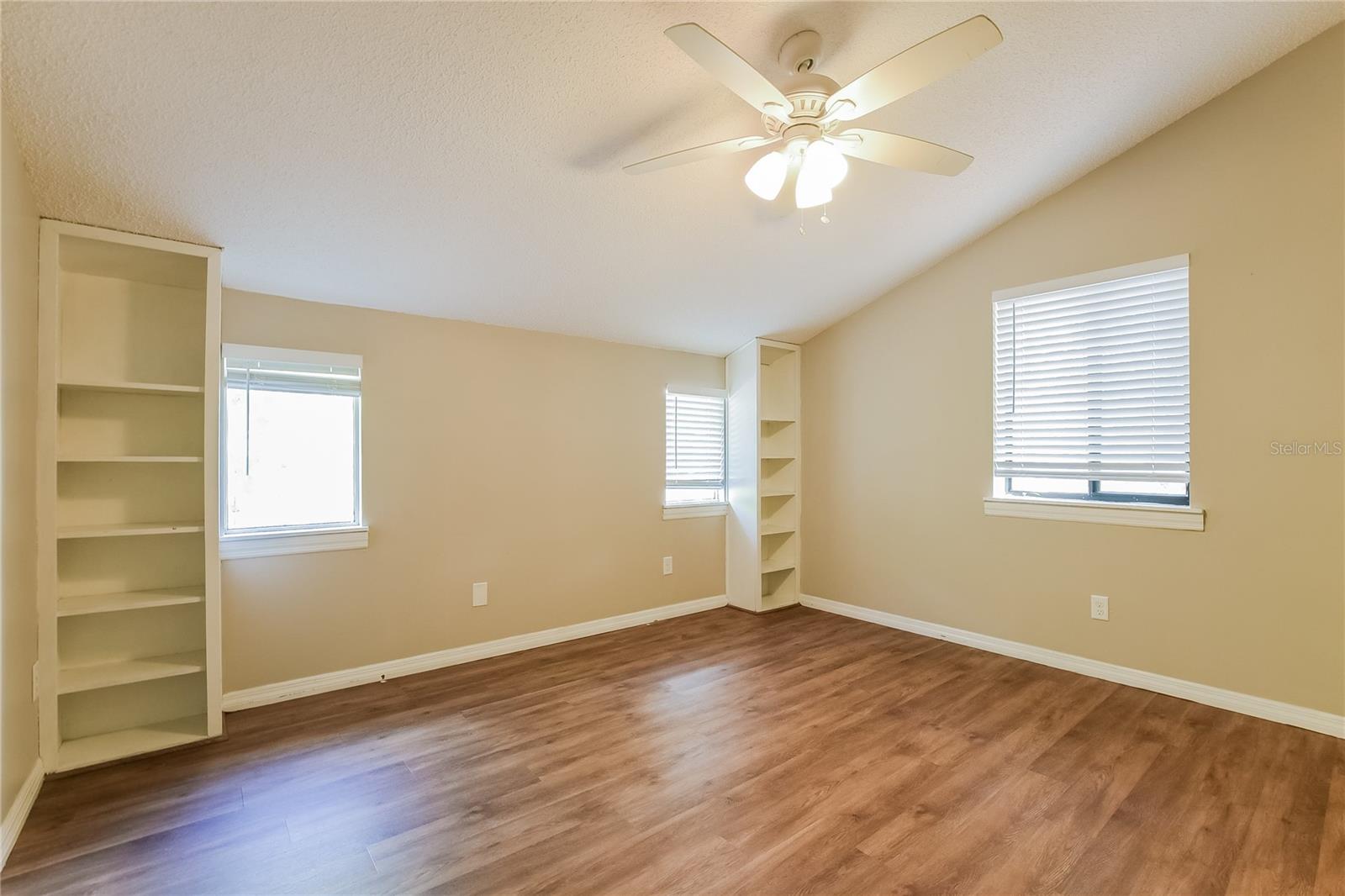 Image 11 of 17 For 2997 Moore Drive