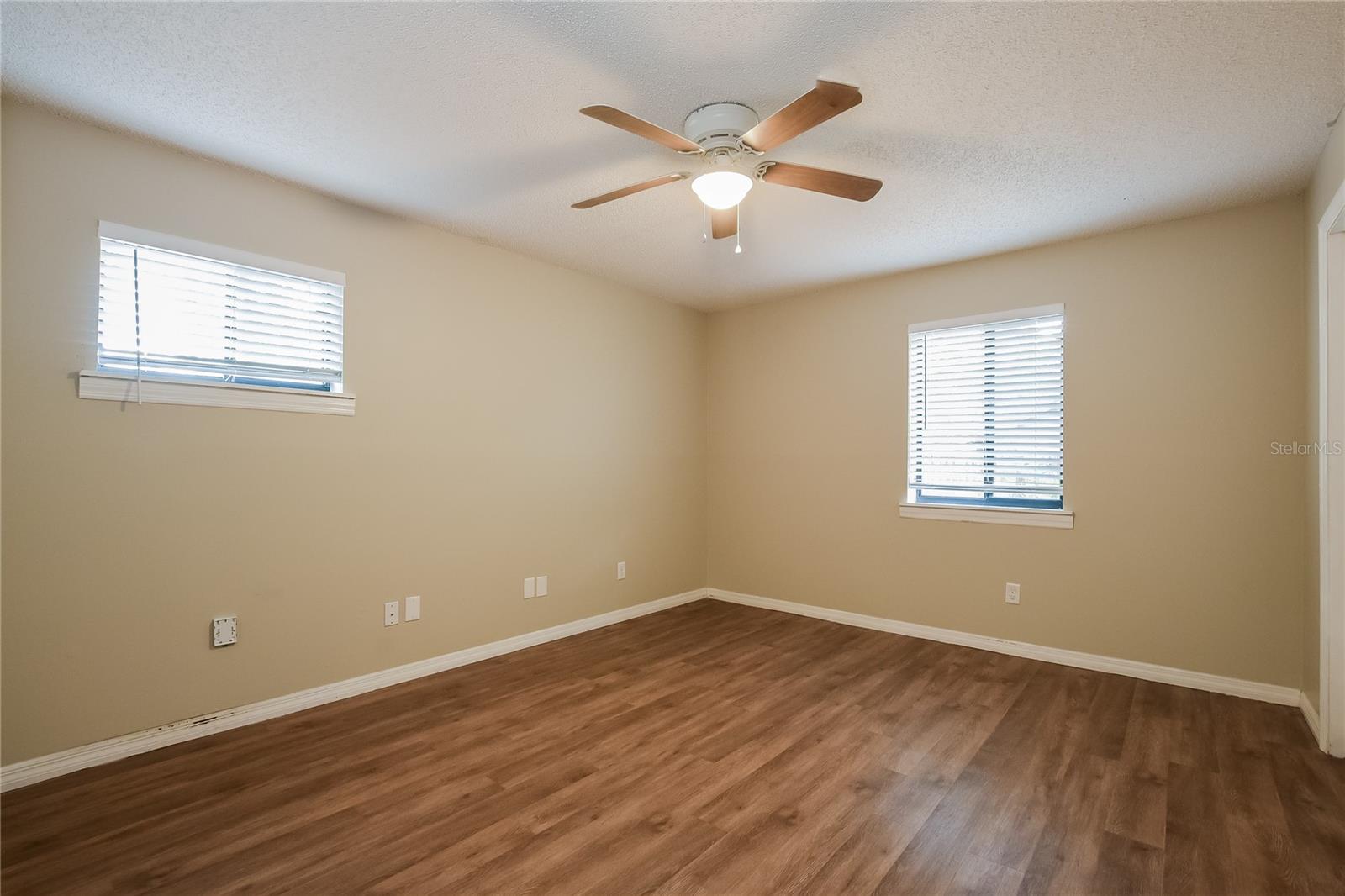 Image 12 of 17 For 2997 Moore Drive