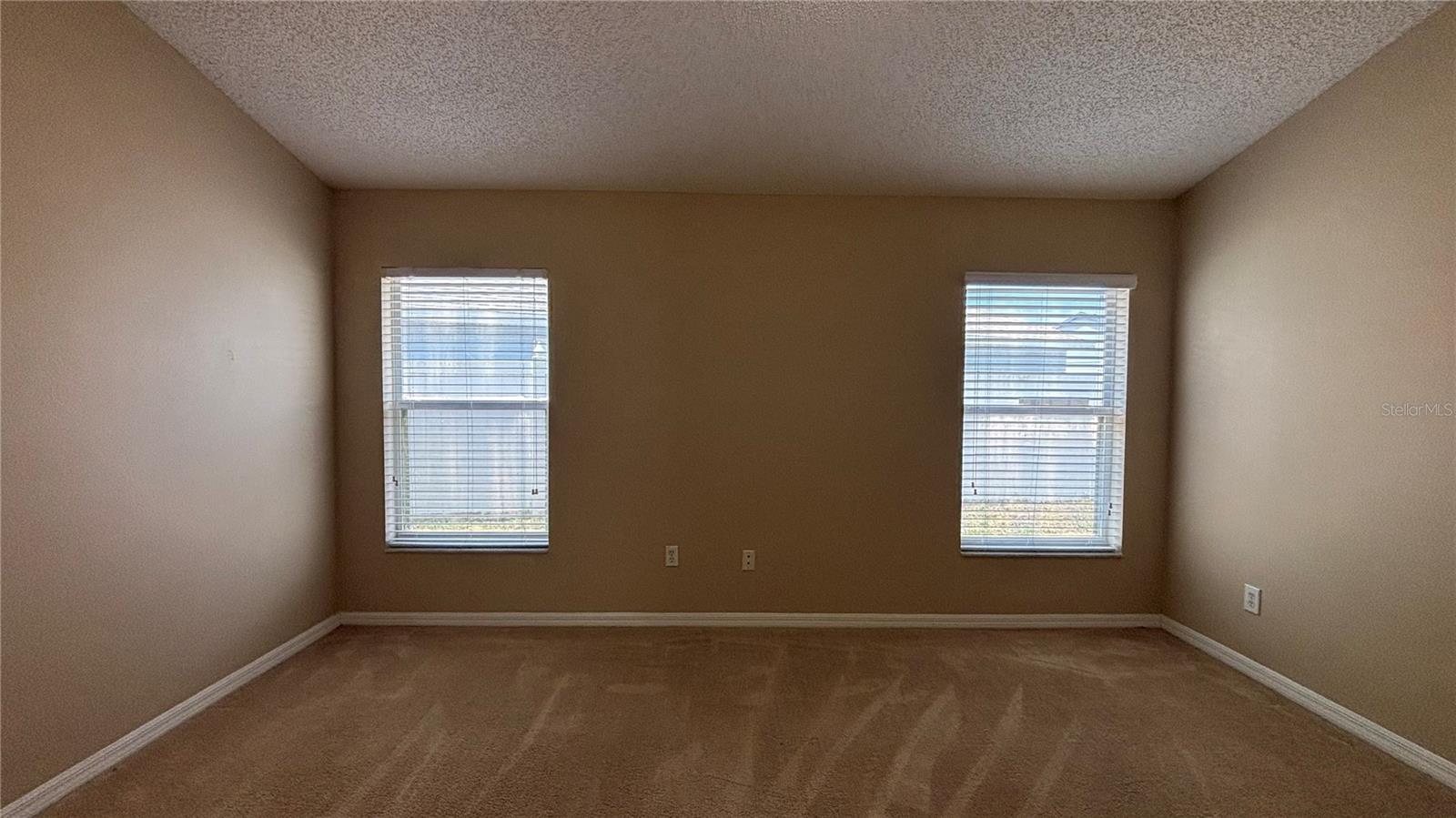 Image 14 of 25 For 252 Bramley Court