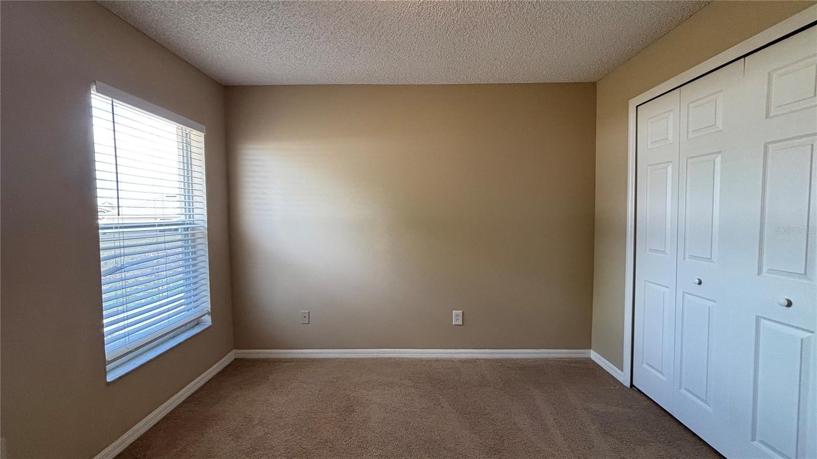 Image 16 of 25 For 252 Bramley Court