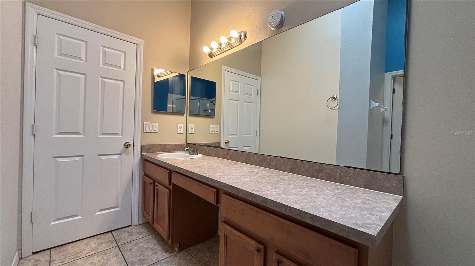 Image 22 of 25 For 252 Bramley Court
