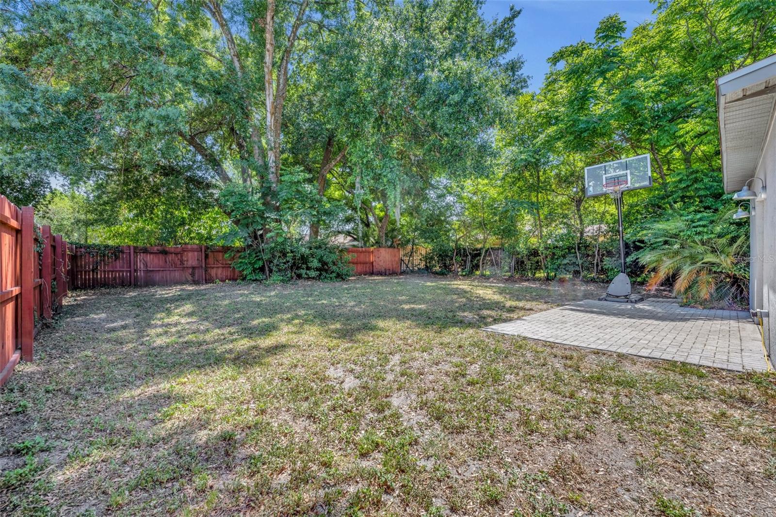 Image 19 of 22 For 440 Crystal Lake Street