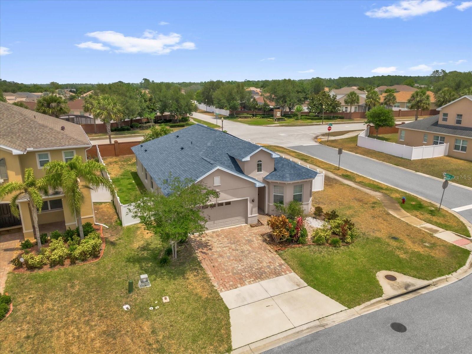 Image 2 of 35 For 16780 Meadows Street