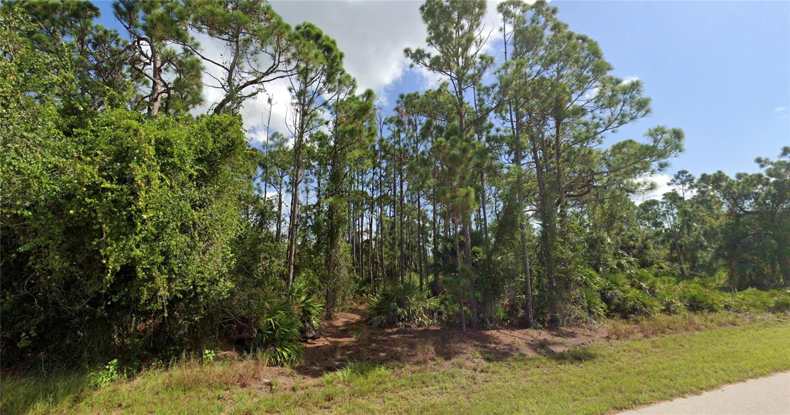 Image 2 of 5 For 27034 Pasadena Drive