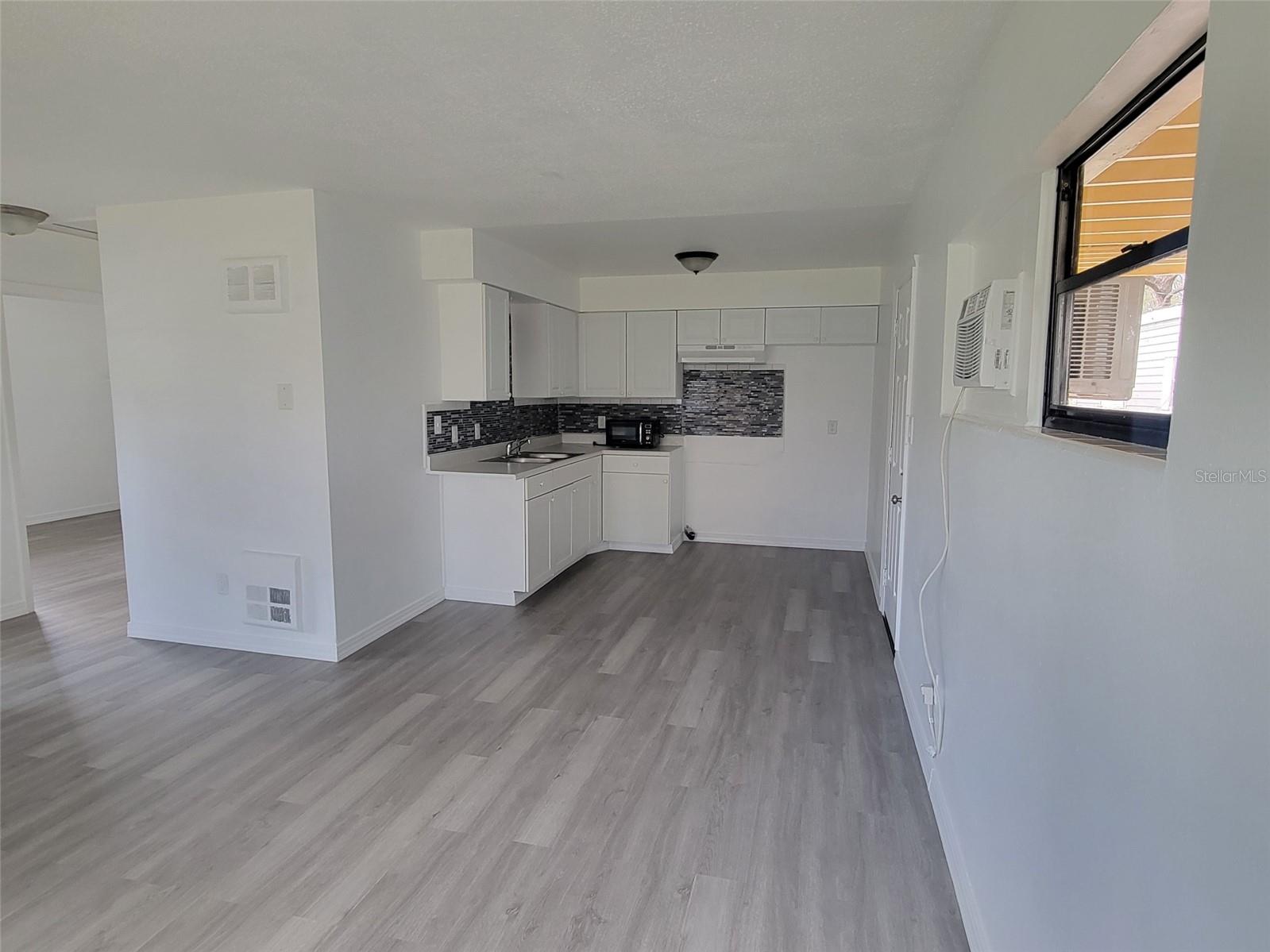 Image 6 of 20 For 5335 Andrus Avenue