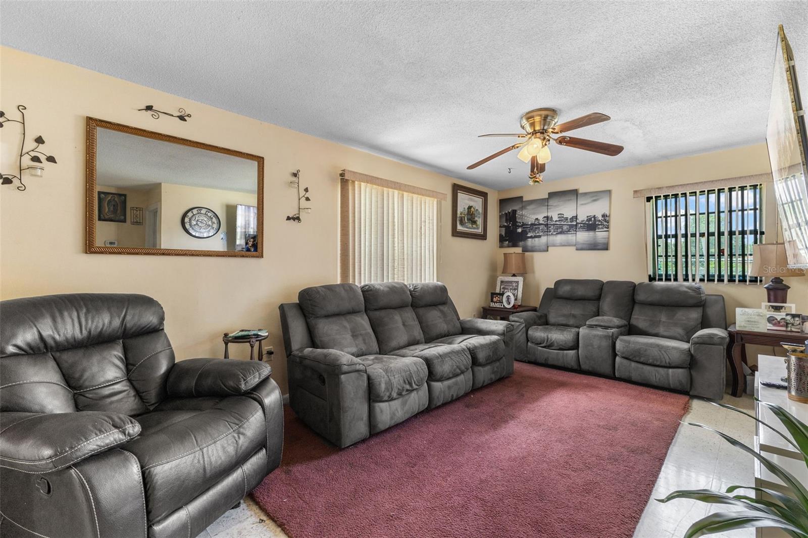 Image 16 of 18 For 2213 Bates Avenue