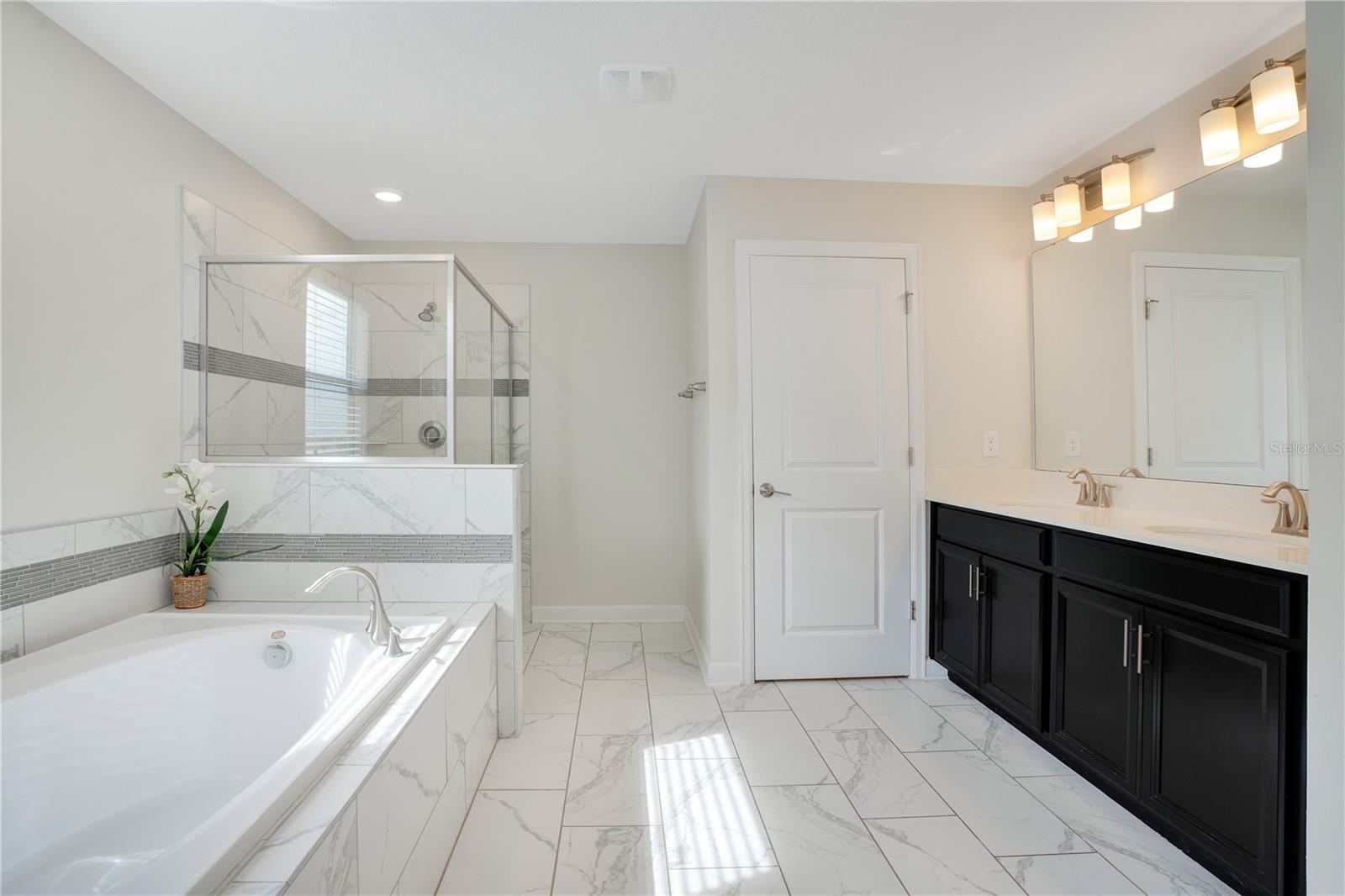 Image 29 of 44 For 9034 Stinger Drive
