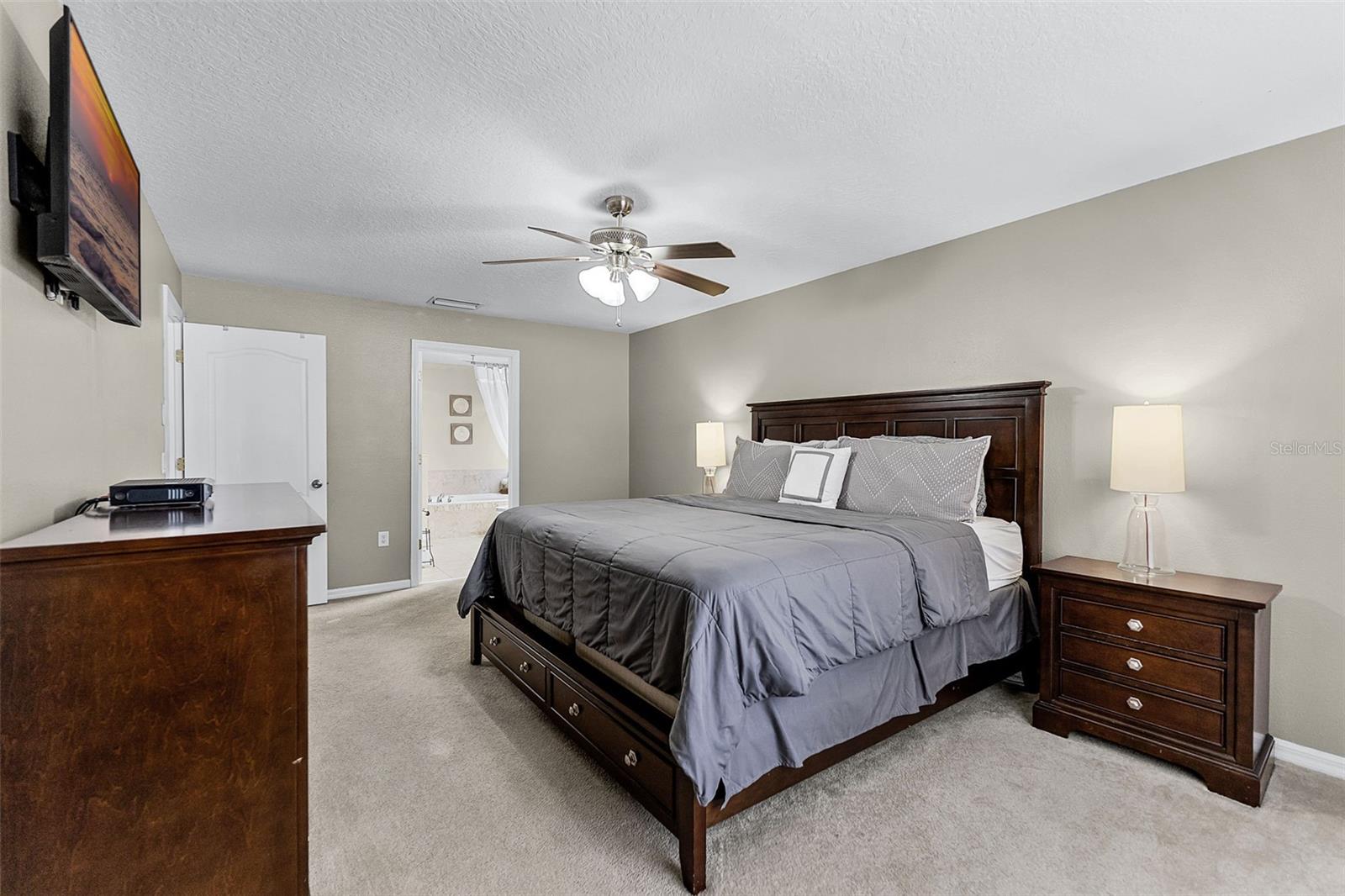 Image 10 of 47 For 1007 Golf View Estates Drive