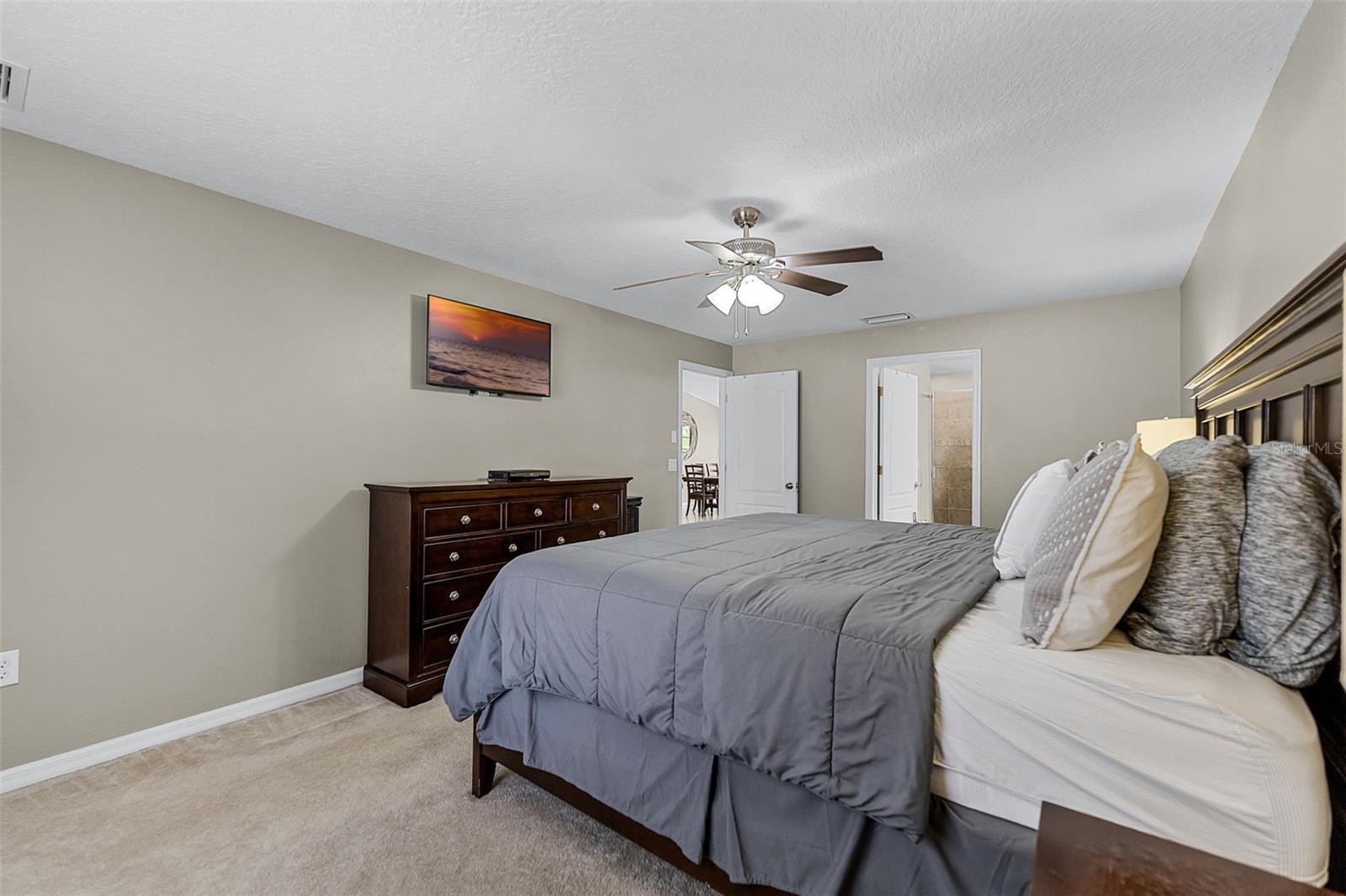 Image 12 of 47 For 1007 Golf View Estates Drive
