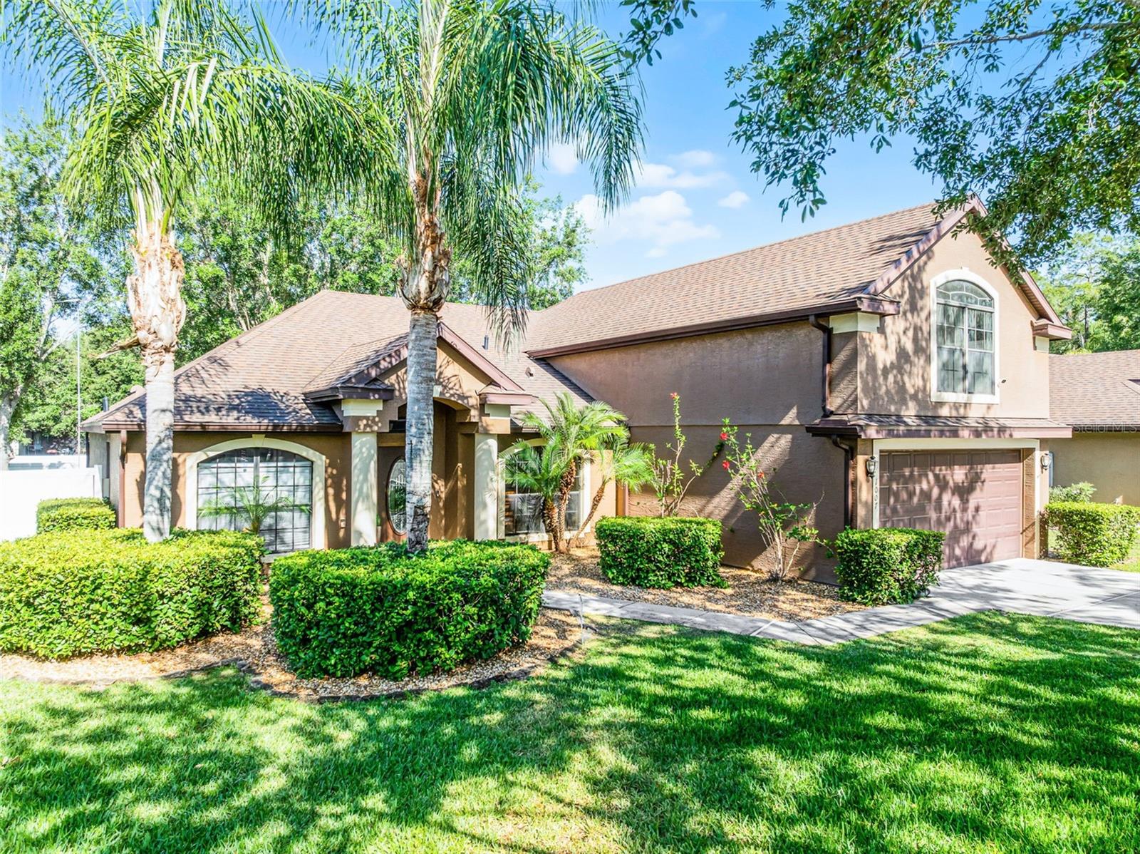 Image 2 of 47 For 1007 Golf View Estates Drive