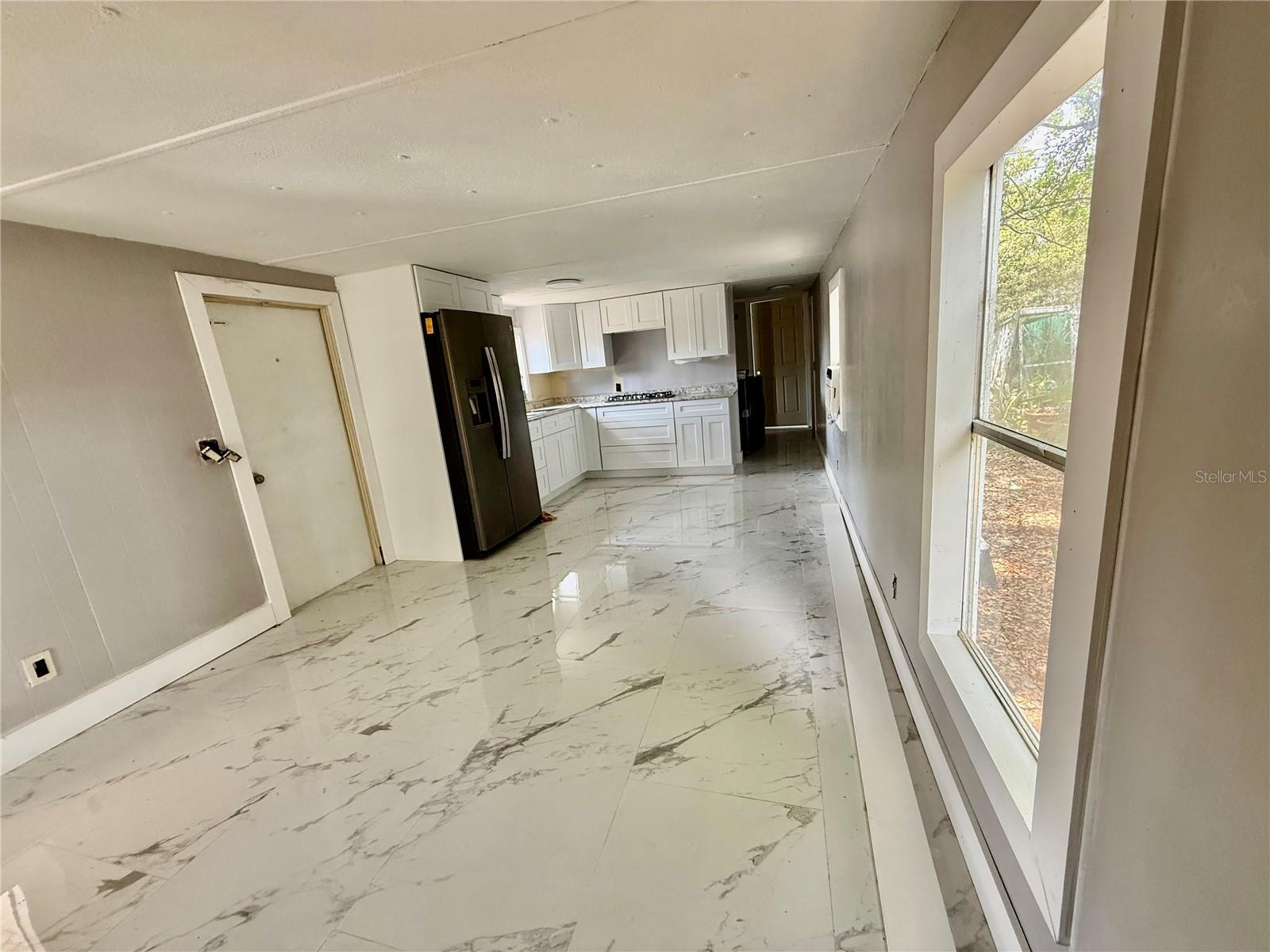 Image 3 of 15 For 1814 Annapolis Avenue 3