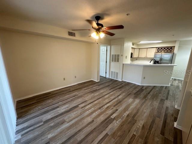Image 2 of 14 For 822 Camargo Way 106