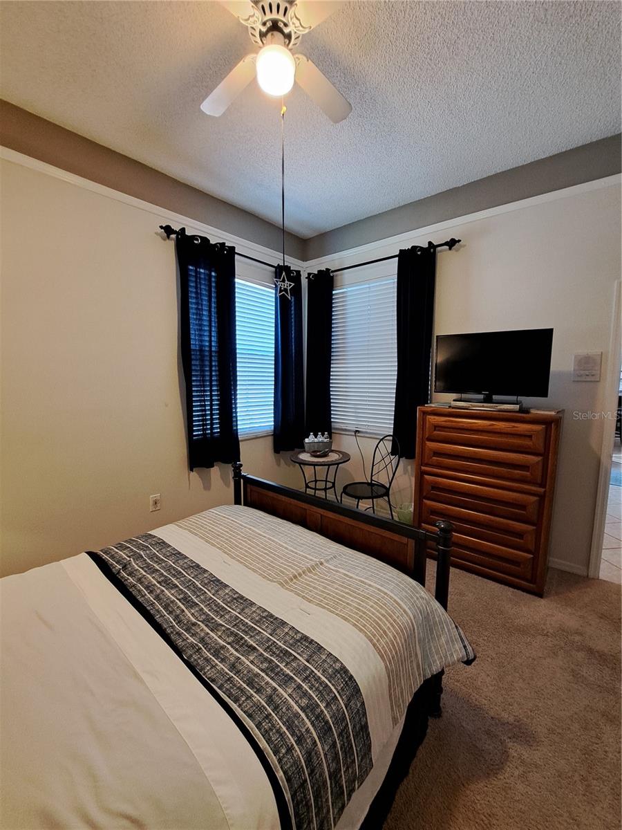 Image 16 of 47 For 2863 Middleton Circle
