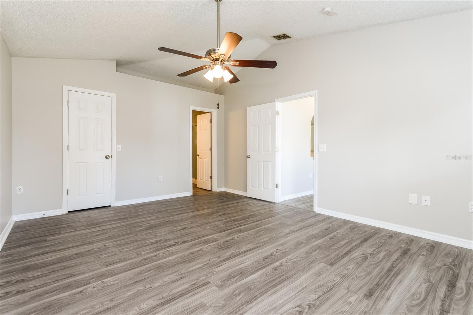 Image 11 of 16 For 210 Dalton Drive