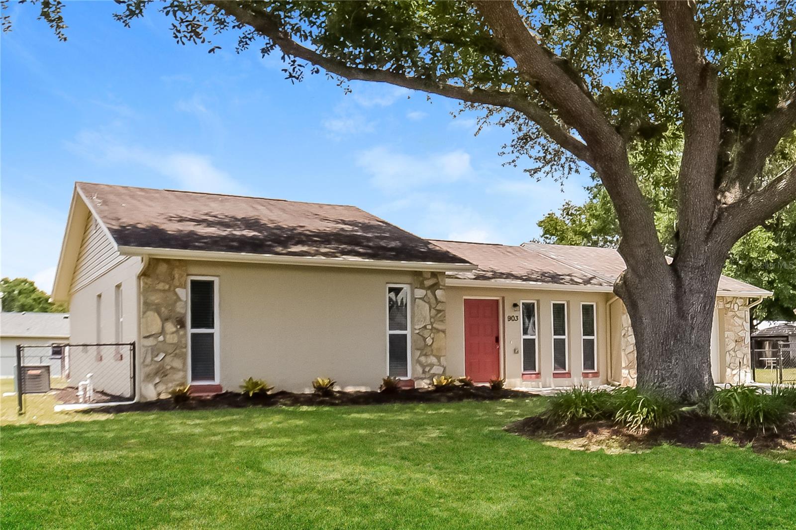 Details for 903 Ashwood Court, KISSIMMEE, FL 34743