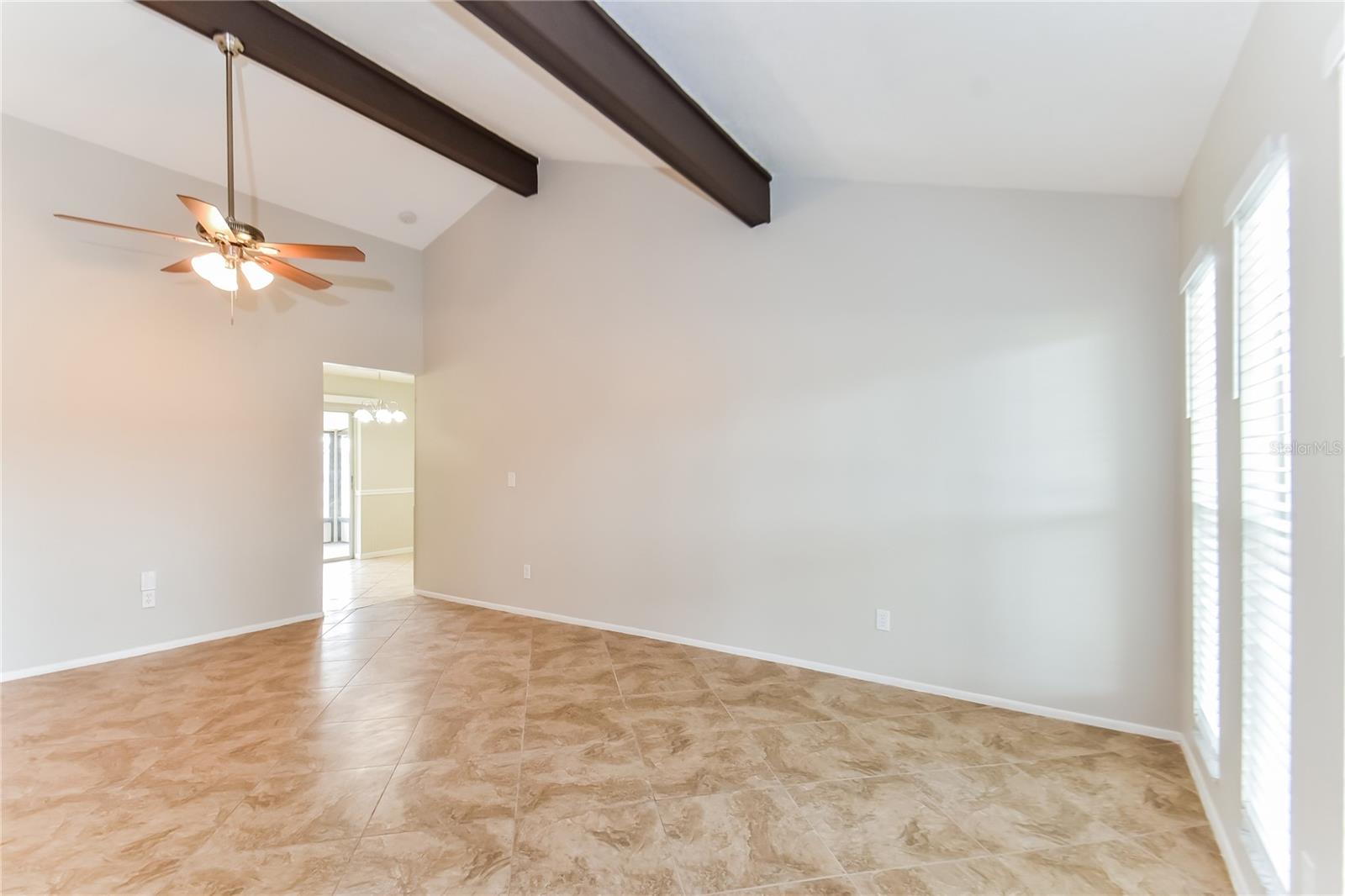 Image 4 of 16 For 903 Ashwood Court