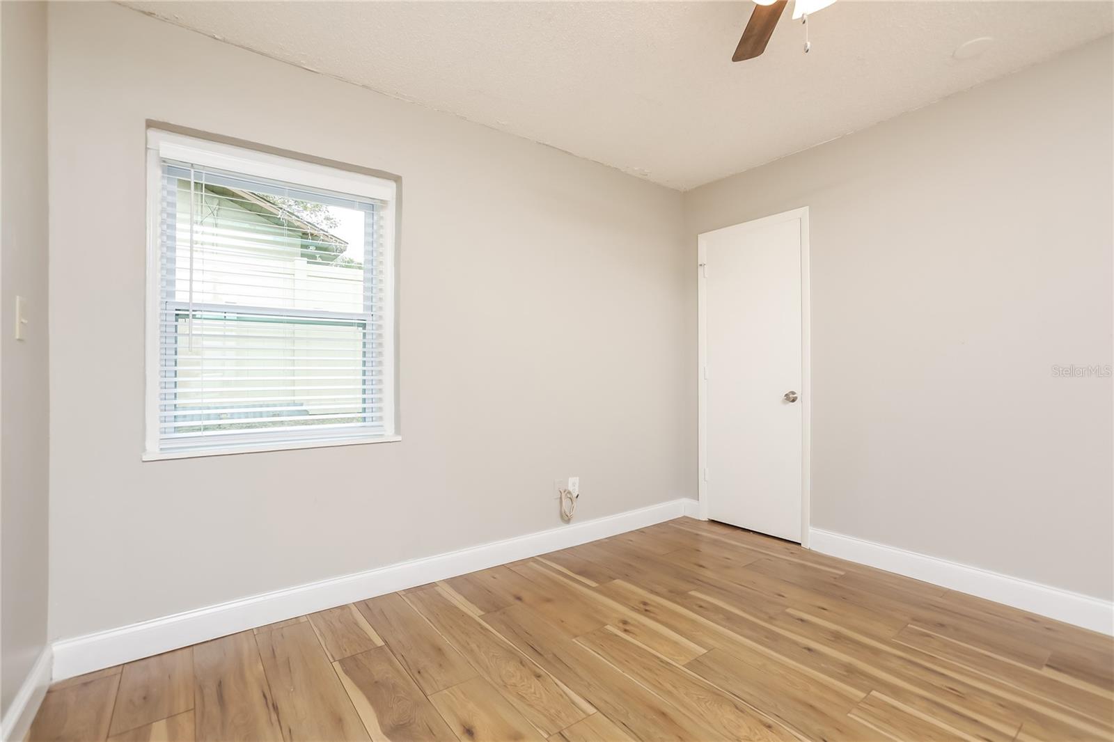 Image 12 of 15 For 109 Sumter Street