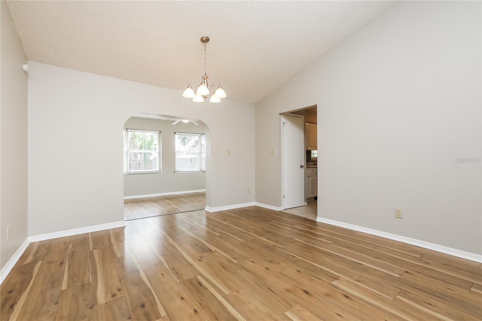 Image 4 of 15 For 109 Sumter Street