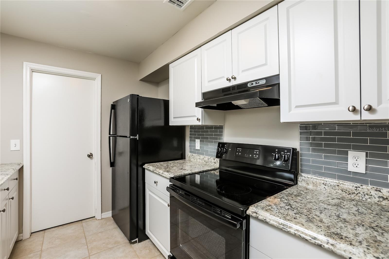 Image 6 of 15 For 109 Sumter Street