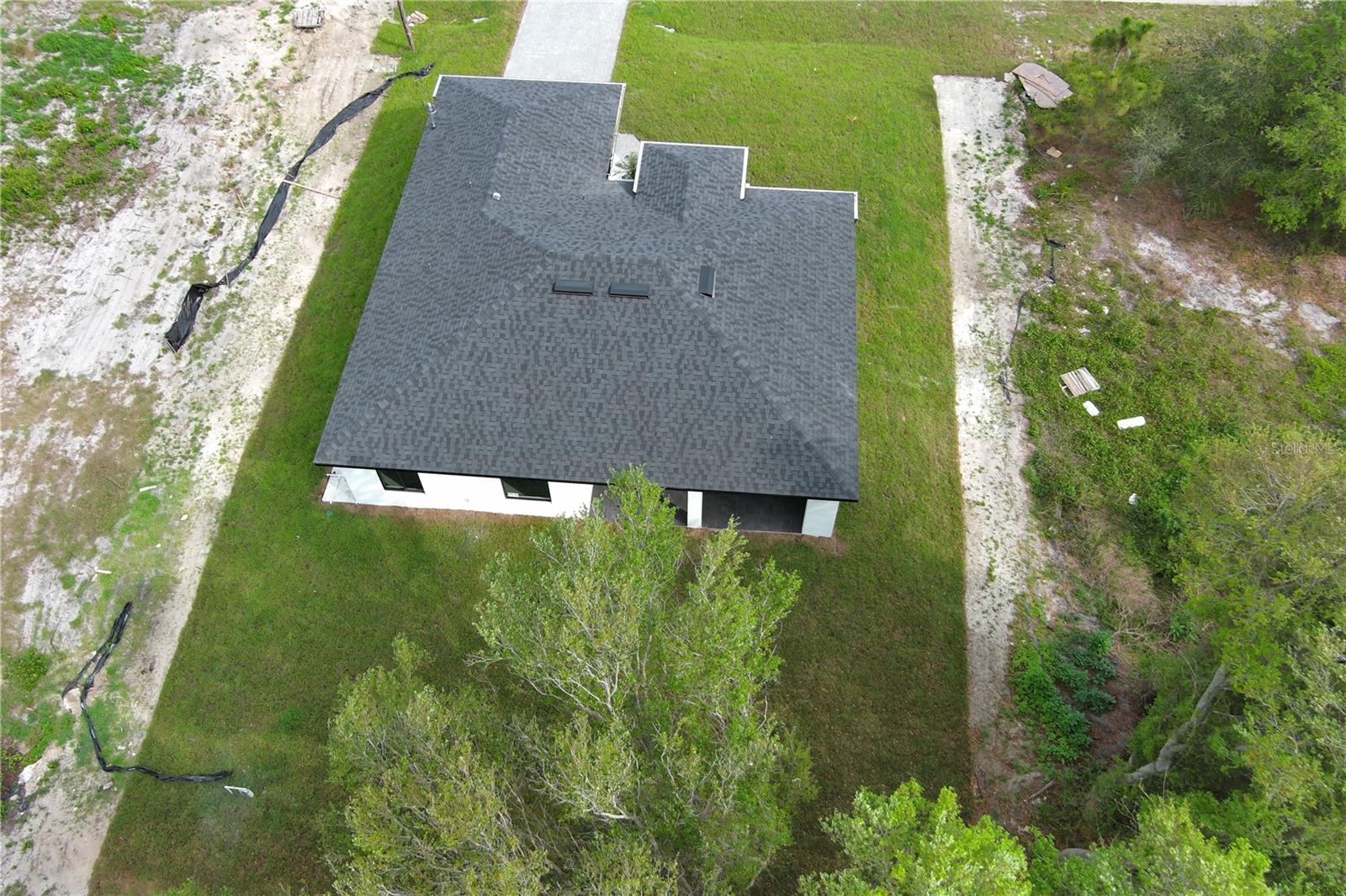 Image 6 of 50 For 438 Rathburn Street