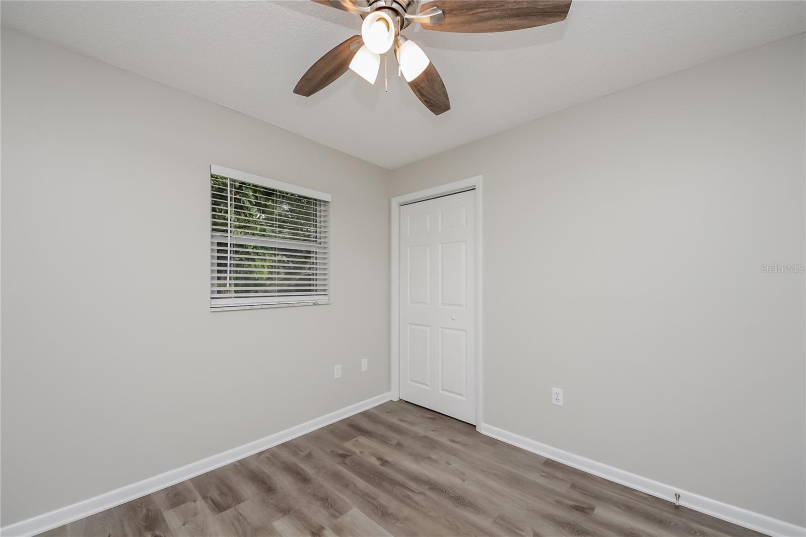 Image 12 of 16 For 3423 Silverwood Drive