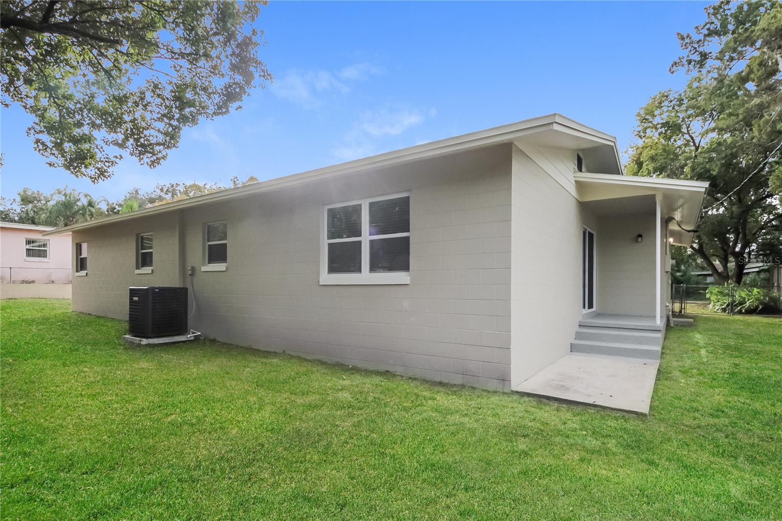 Image 16 of 16 For 3423 Silverwood Drive