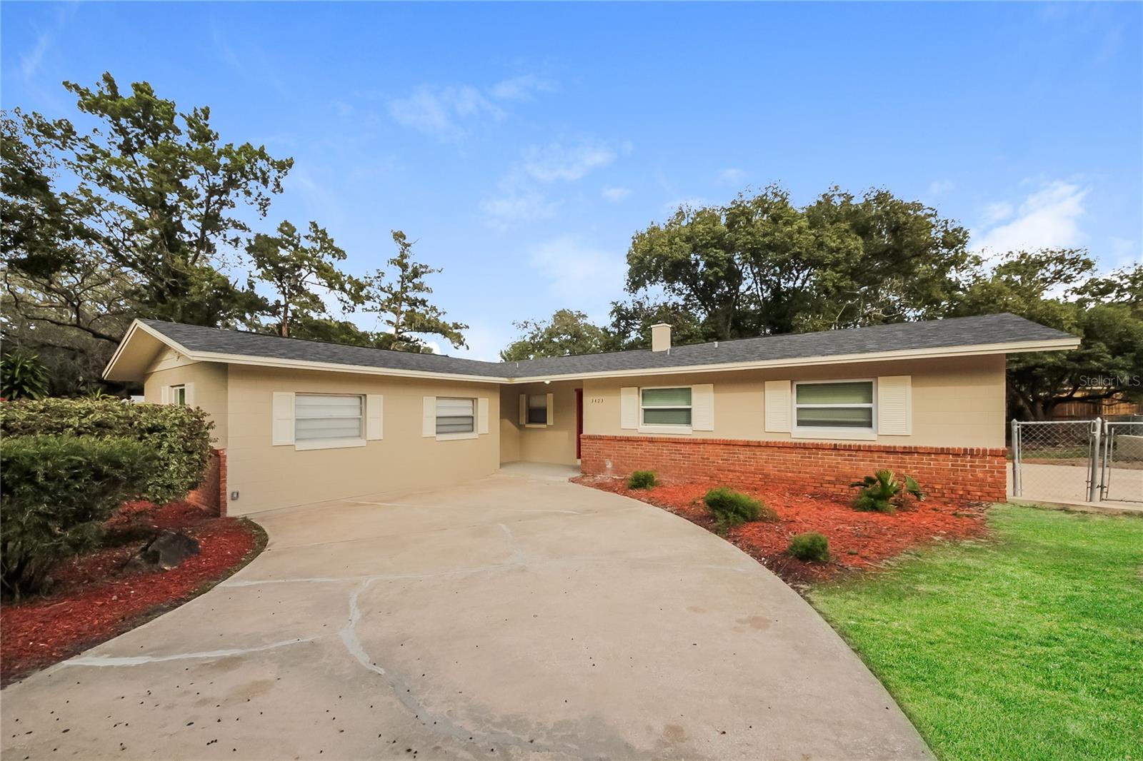 Image 3 of 16 For 3423 Silverwood Drive