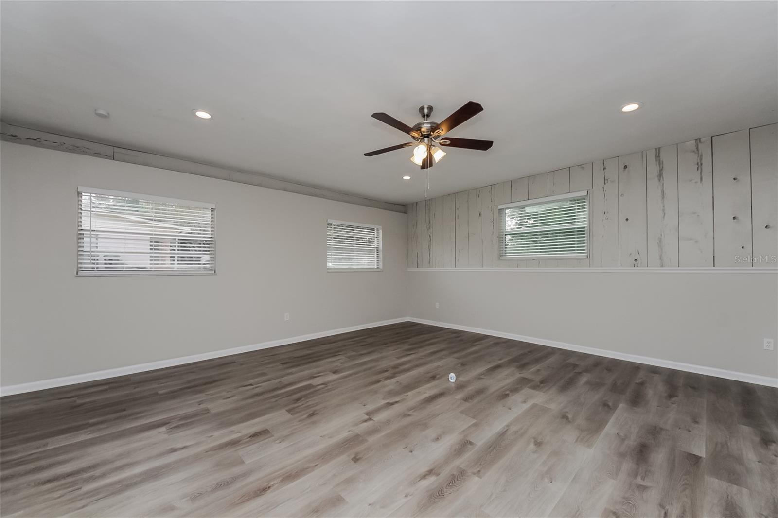 Image 4 of 16 For 3423 Silverwood Drive