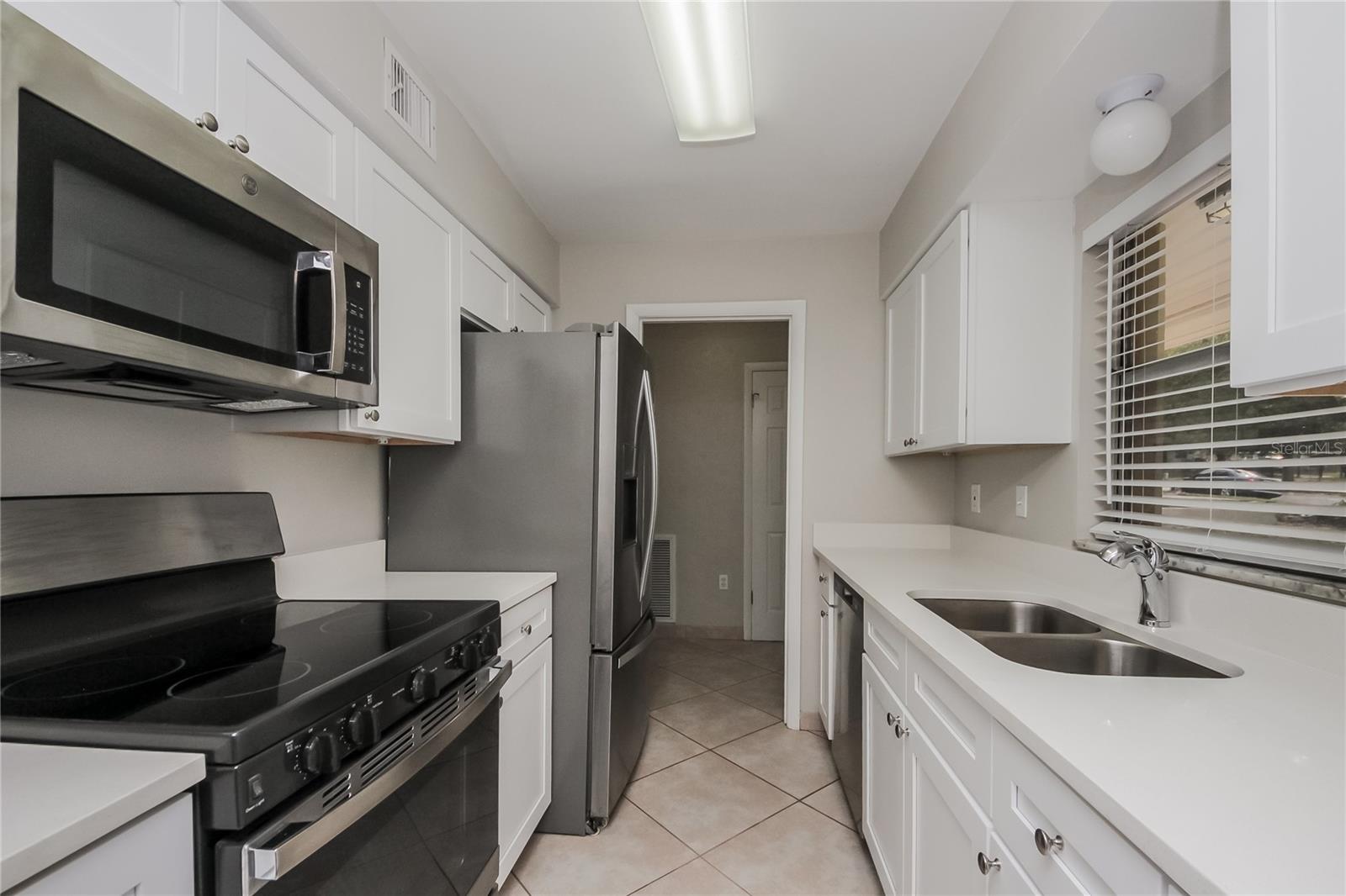 Image 6 of 16 For 3423 Silverwood Drive