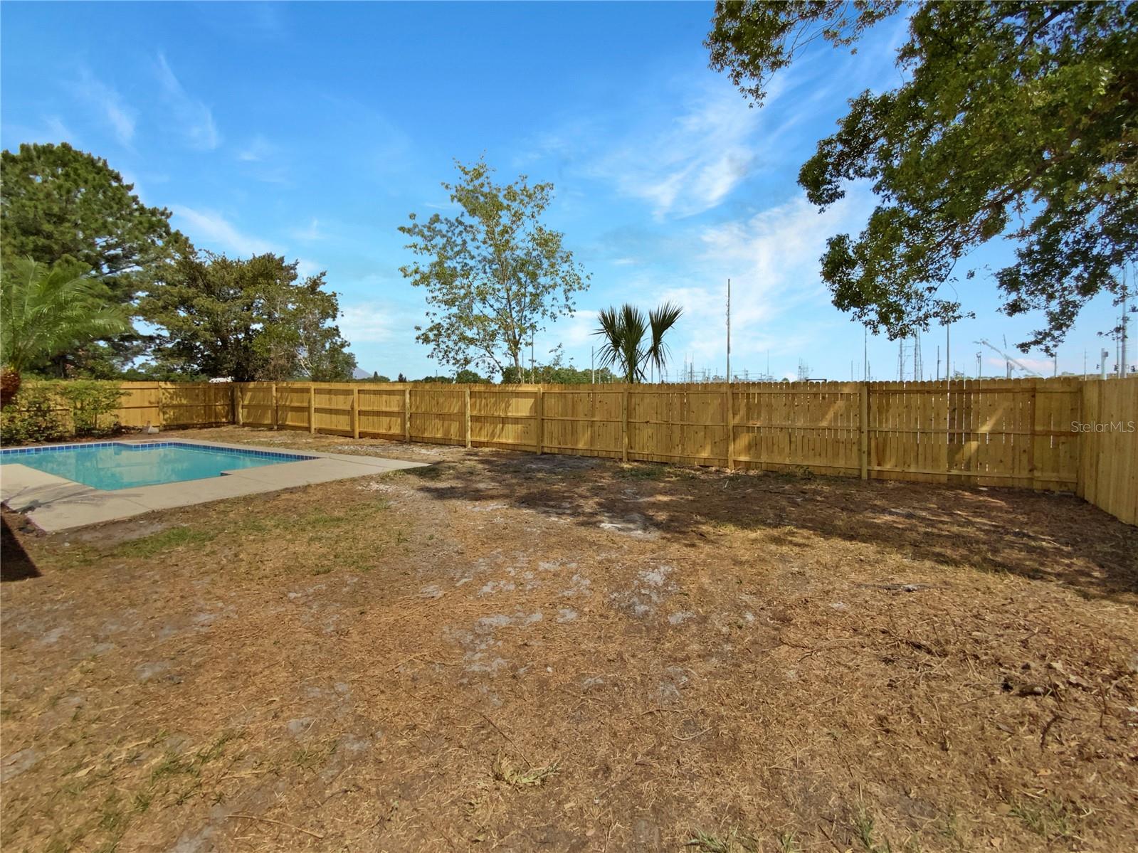 Image 14 of 32 For 9345 Buttonwood Street