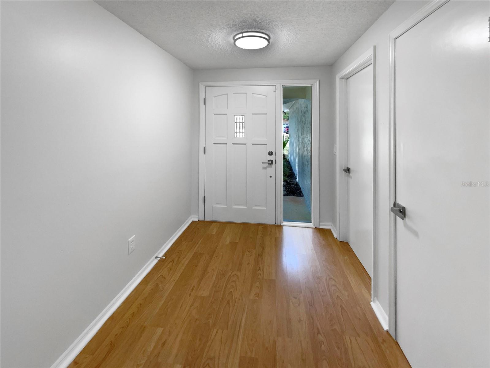 Image 17 of 32 For 9345 Buttonwood Street