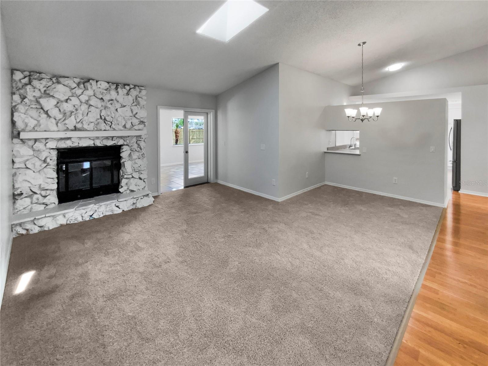 Image 3 of 32 For 9345 Buttonwood Street