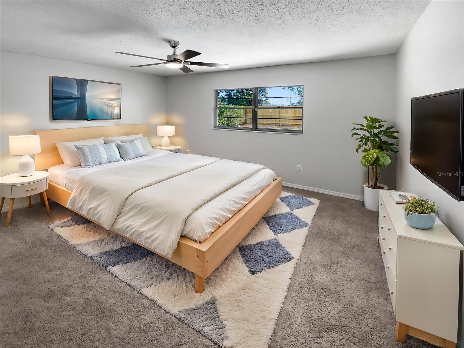 Image 4 of 32 For 9345 Buttonwood Street