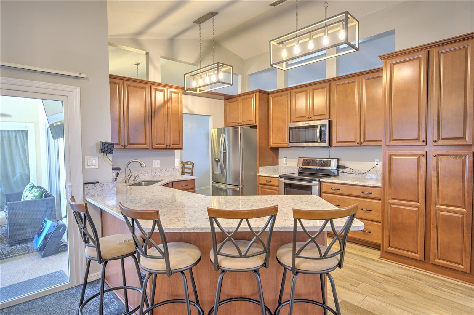 Image 13 of 53 For 2850 Babylon Court