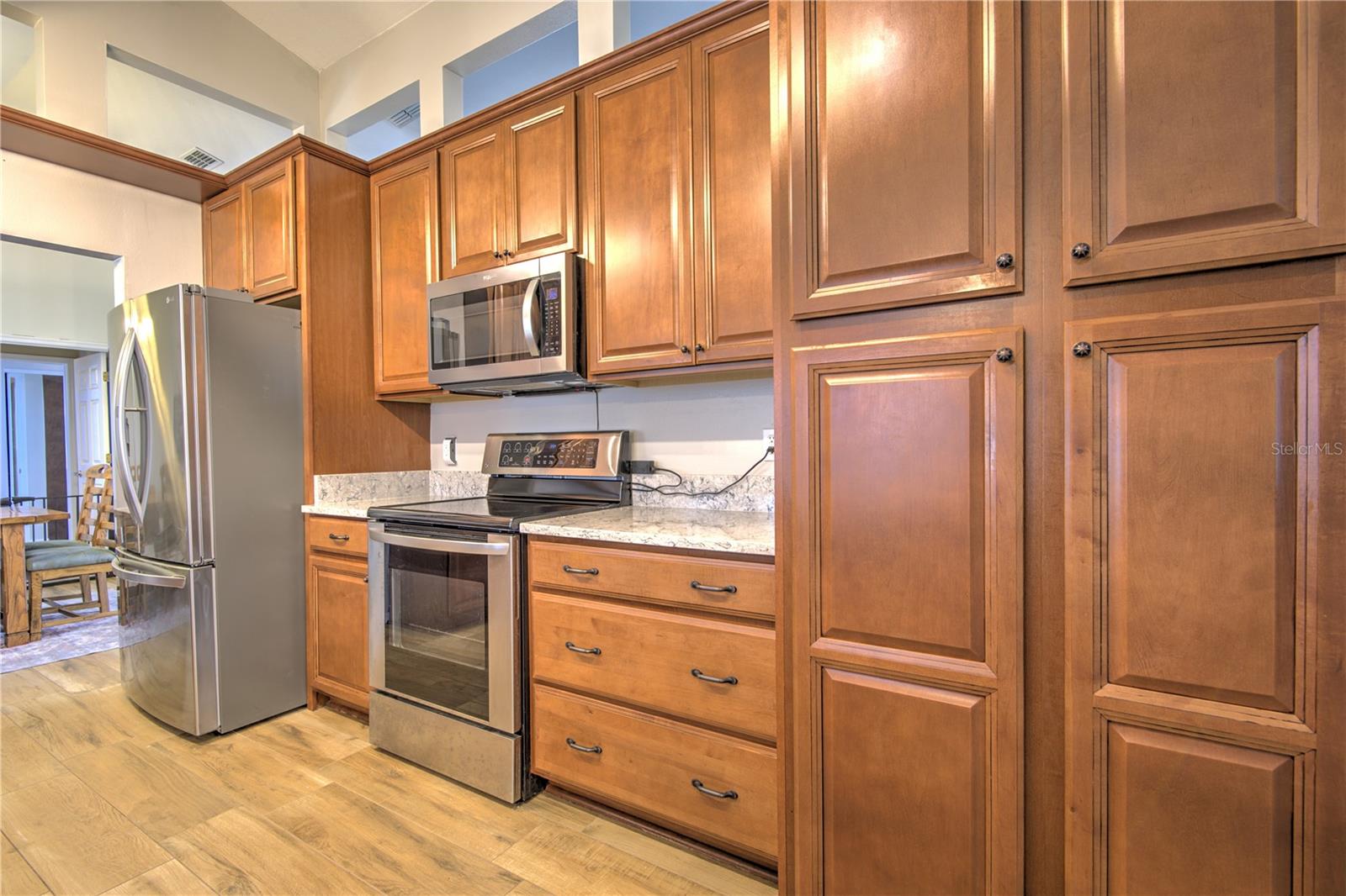 Image 15 of 53 For 2850 Babylon Court