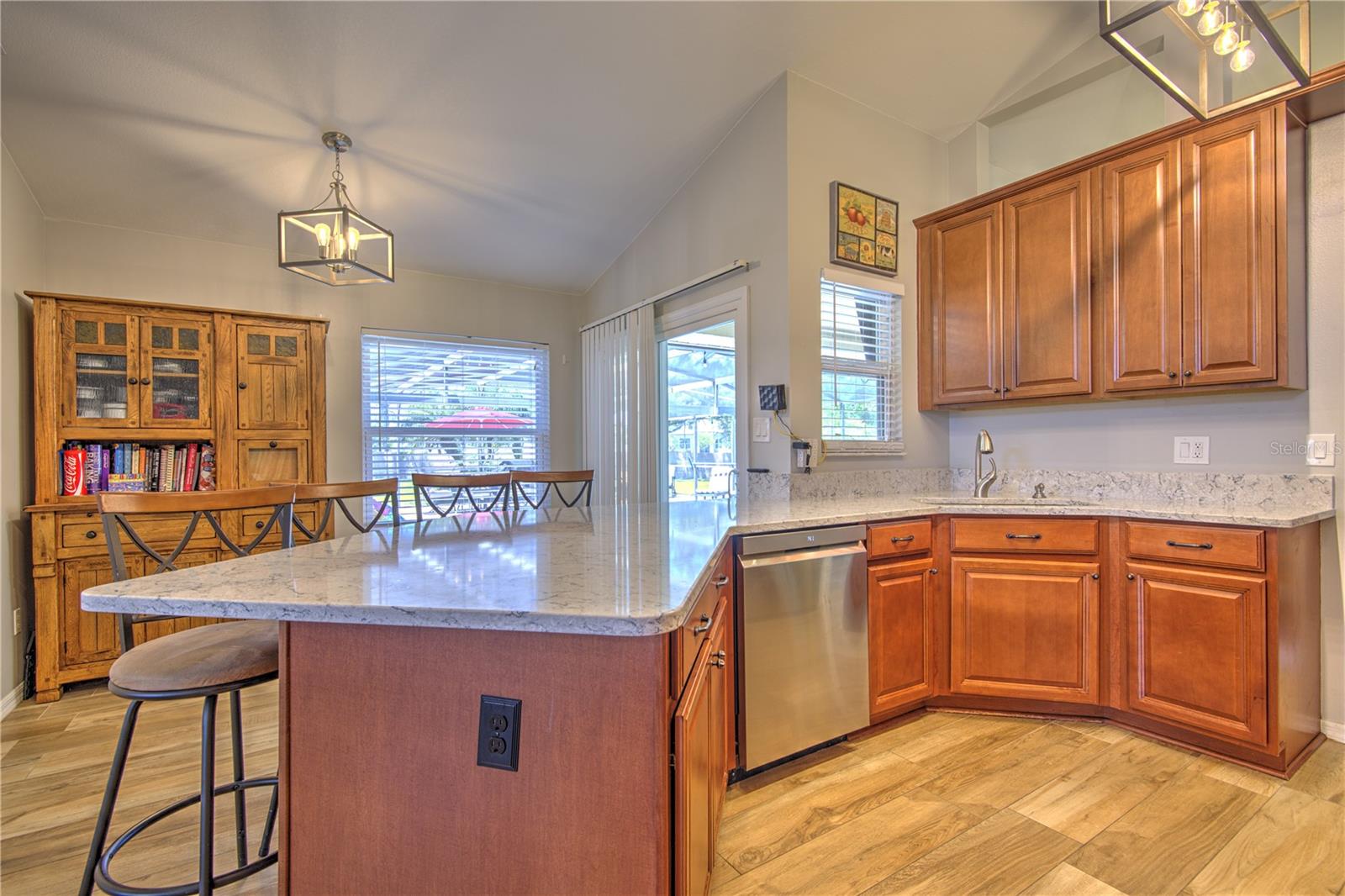 Image 16 of 53 For 2850 Babylon Court