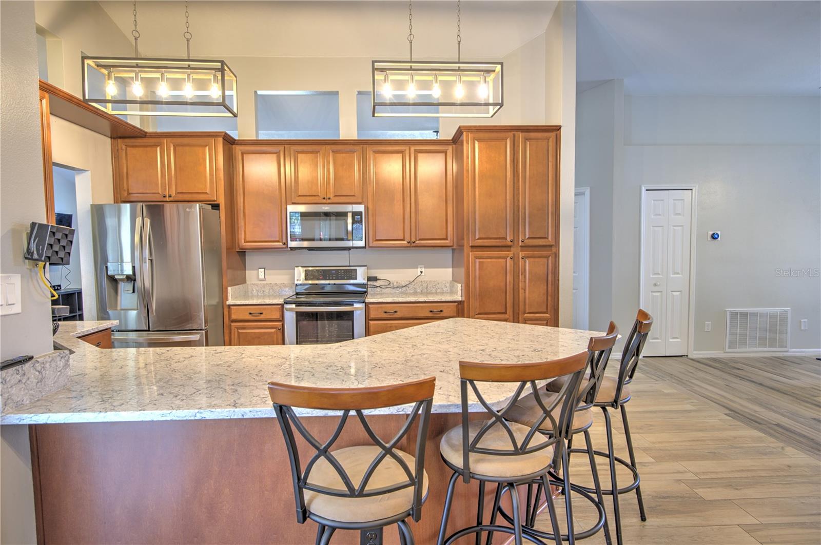 Image 18 of 53 For 2850 Babylon Court