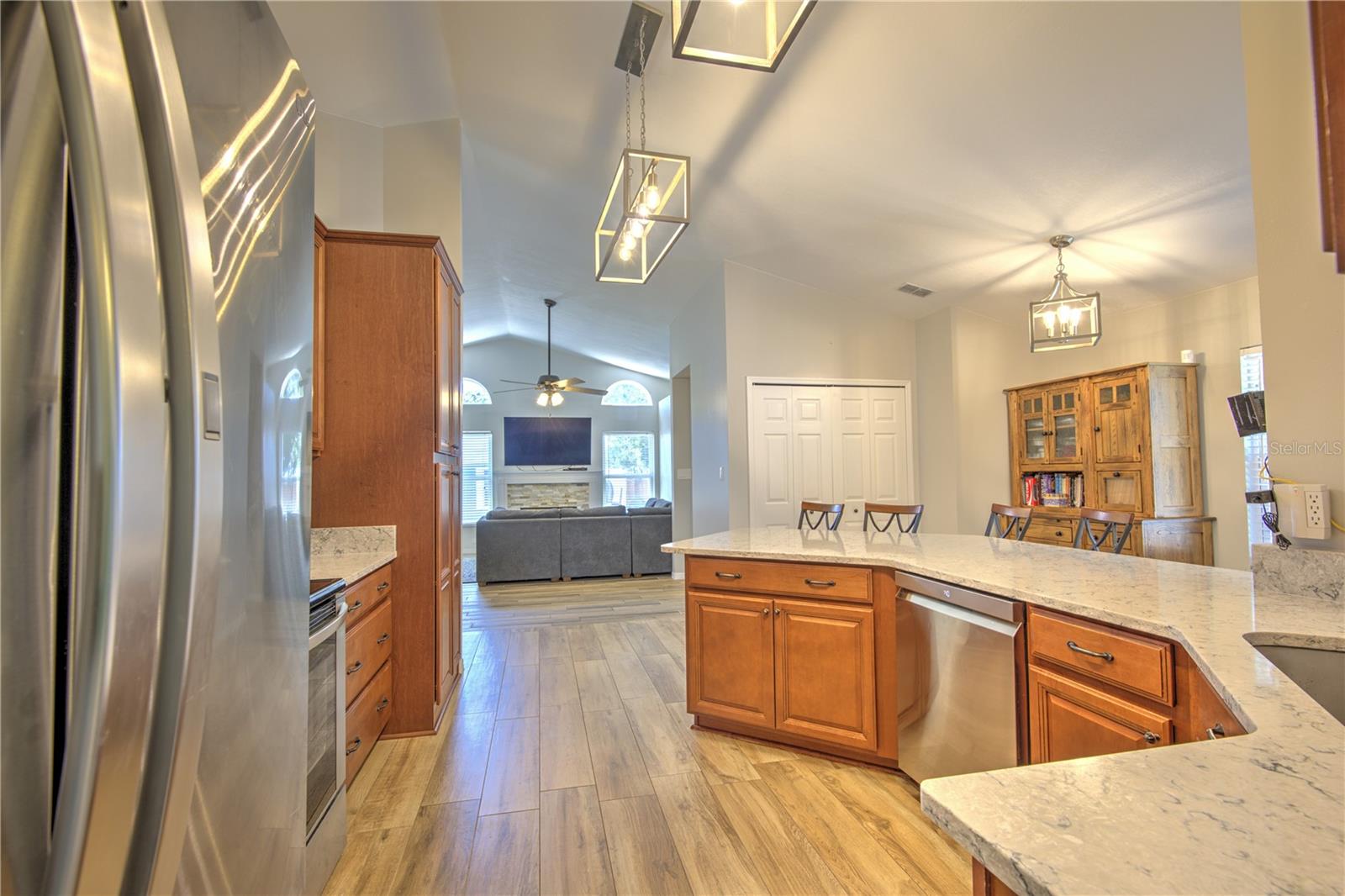 Image 19 of 53 For 2850 Babylon Court