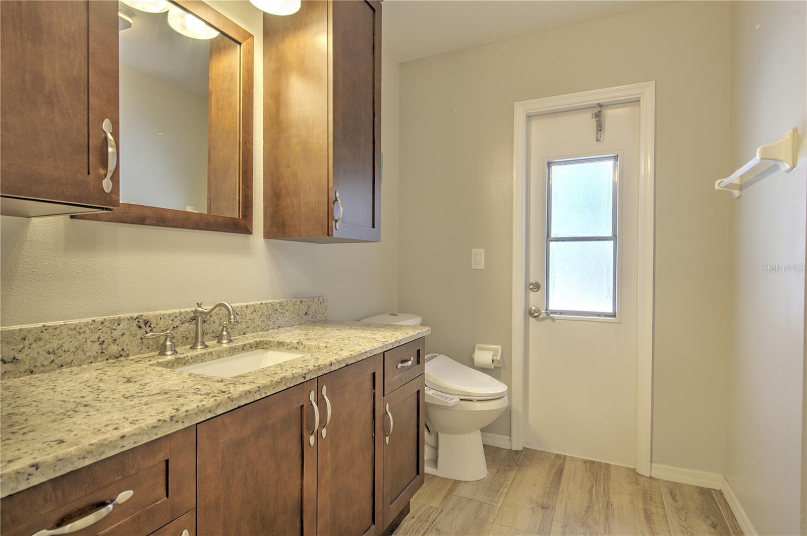 Image 36 of 53 For 2850 Babylon Court